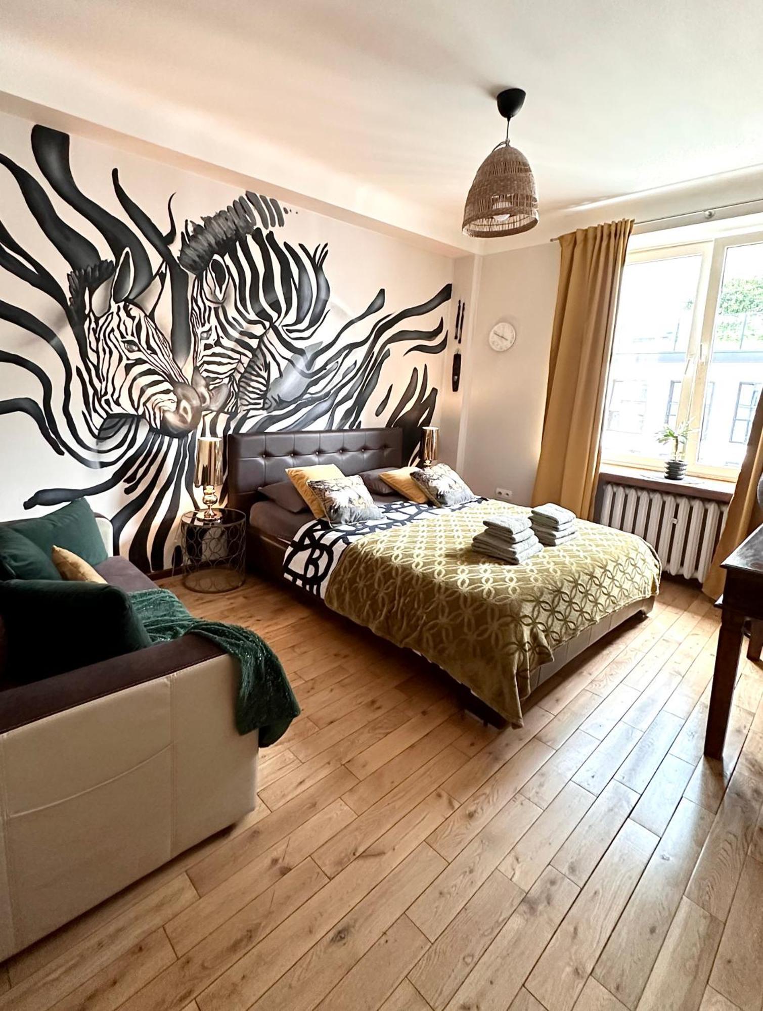 Africa Apartment ワルシャワ エクステリア 写真